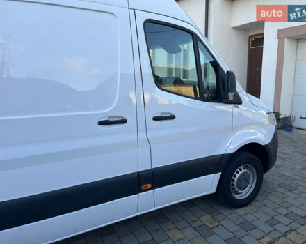 Білий Мерседес Sprinter, об'ємом двигуна 2.14 л та пробігом 300 тис. км за 22900 $, фото 5 на Automoto.ua