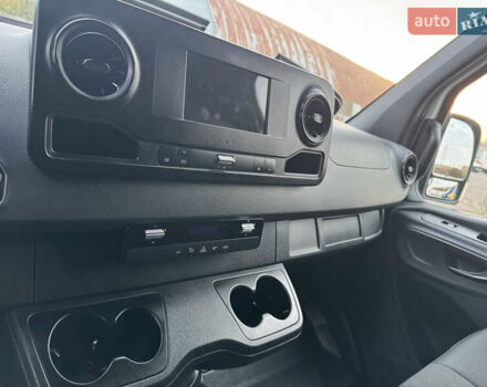 Мерседес Sprinter 2019 в Ровно на Automoto.ua Белый Мерседес Sprinter, объемом двигателя 2.2 л и пробегом 269 тыс. км за 34800 $, фото 33 на Automoto.ua