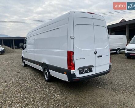 Белый Мерседес Sprinter, объемом двигателя 2.2 л и пробегом 165 тыс. км за 22880 $, фото 5 на Automoto.ua