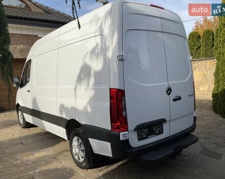 Белый Мерседес Sprinter, объемом двигателя 2.2 л и пробегом 169 тыс. км за 21499 $, фото 6 на Automoto.ua