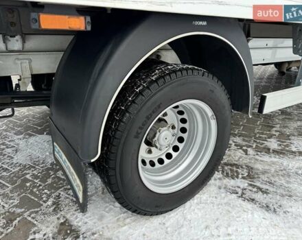 Белый Мерседес Sprinter, объемом двигателя 2.2 л и пробегом 260 тыс. км за 33000 $, фото 12 на Automoto.ua