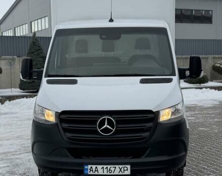 Белый Мерседес Sprinter, объемом двигателя 2.2 л и пробегом 260 тыс. км за 33000 $, фото 2 на Automoto.ua