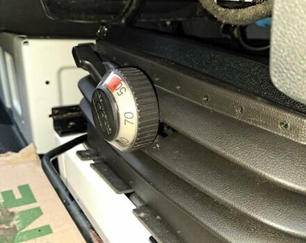 Белый Мерседес Sprinter, объемом двигателя 22 л и пробегом 256 тыс. км за 26500 $, фото 14 на Automoto.ua