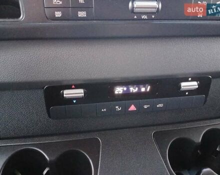 Білий Мерседес Sprinter, об'ємом двигуна 2.2 л та пробігом 296 тис. км за 23999 $, фото 19 на Automoto.ua