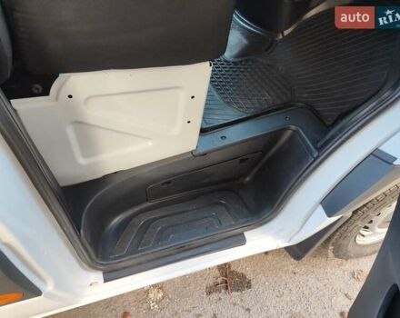 Білий Мерседес Sprinter, об'ємом двигуна 2.14 л та пробігом 406 тис. км за 22500 $, фото 27 на Automoto.ua