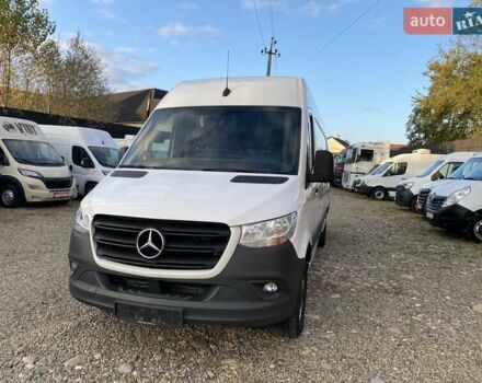 Белый Мерседес Sprinter, объемом двигателя 2.2 л и пробегом 165 тыс. км за 23350 $, фото 5 на Automoto.ua