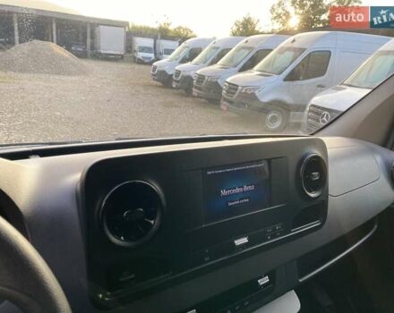 Белый Мерседес Sprinter, объемом двигателя 2.2 л и пробегом 165 тыс. км за 23350 $, фото 48 на Automoto.ua