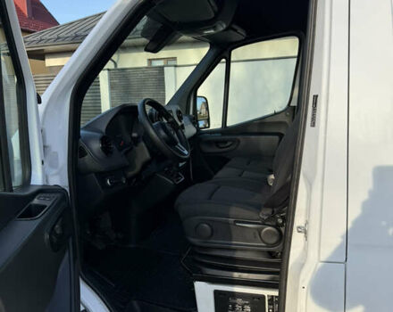 Білий Мерседес Sprinter, об'ємом двигуна 0 л та пробігом 295 тис. км за 22300 $, фото 9 на Automoto.ua