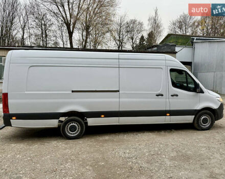 Белый Мерседес Sprinter, объемом двигателя 2.2 л и пробегом 301 тыс. км за 32900 $, фото 6 на Automoto.ua