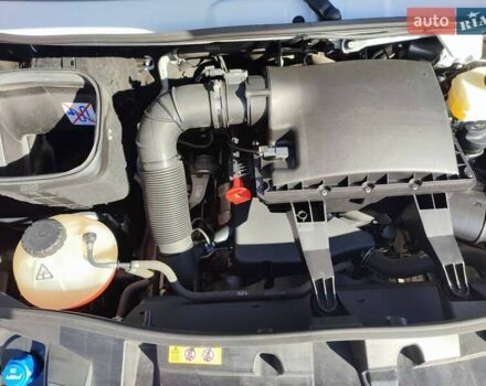 Белый Мерседес Sprinter, объемом двигателя 2.2 л и пробегом 273 тыс. км за 27800 $, фото 17 на Automoto.ua