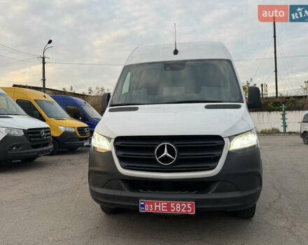 Мерседес Sprinter 2019 в Ровно на Automoto.ua Белый Мерседес Sprinter, объемом двигателя 2.2 л и пробегом 269 тыс. км за 34800 $, фото 10 на Automoto.ua