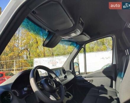 Белый Мерседес Sprinter, объемом двигателя 2.2 л и пробегом 273 тыс. км за 27800 $, фото 26 на Automoto.ua