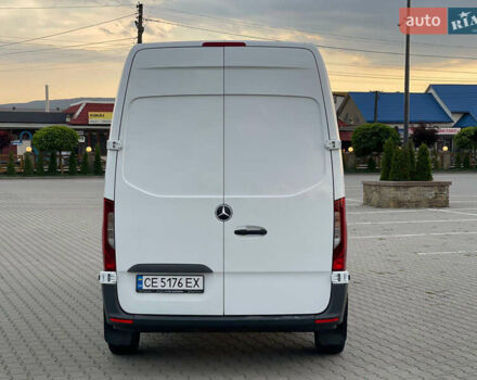 Белый Мерседес Sprinter, объемом двигателя 2.2 л и пробегом 46 тыс. км за 27600 $, фото 5 на Automoto.ua
