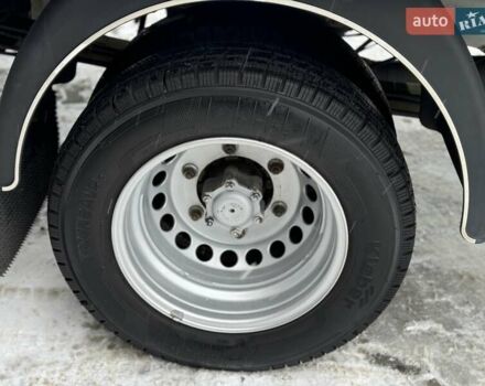 Белый Мерседес Sprinter, объемом двигателя 2.2 л и пробегом 260 тыс. км за 33000 $, фото 11 на Automoto.ua