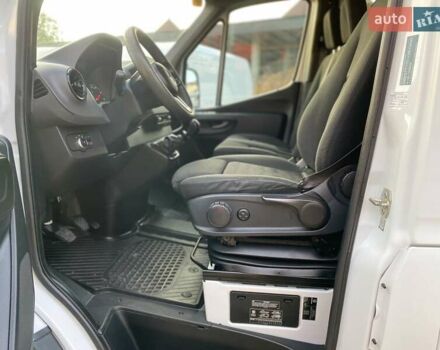 Белый Мерседес Sprinter, объемом двигателя 2.2 л и пробегом 165 тыс. км за 23350 $, фото 37 на Automoto.ua