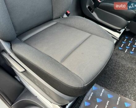 Белый Мерседес Sprinter, объемом двигателя 2.2 л и пробегом 364 тыс. км за 26500 $, фото 29 на Automoto.ua