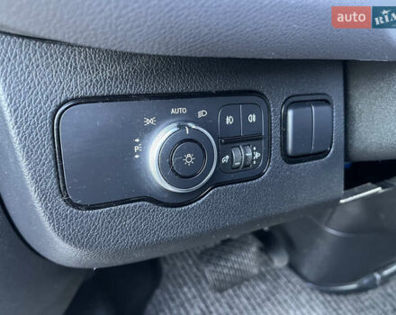 Білий Мерседес Sprinter, об'ємом двигуна 2.14 л та пробігом 300 тис. км за 22900 $, фото 35 на Automoto.ua