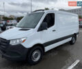 Белый Мерседес Sprinter, объемом двигателя 3 л и пробегом 199 тыс. км за 33999 $, фото 2 на Automoto.ua