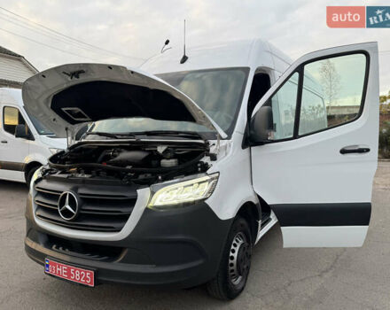 Мерседес Sprinter 2019 в Ровно на Automoto.ua Белый Мерседес Sprinter, объемом двигателя 2.2 л и пробегом 269 тыс. км за 34800 $, фото 58 на Automoto.ua
