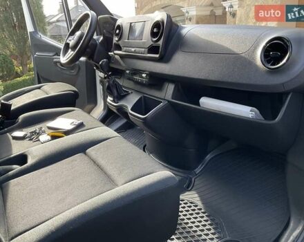 Белый Мерседес Sprinter, объемом двигателя 2.2 л и пробегом 169 тыс. км за 21499 $, фото 27 на Automoto.ua