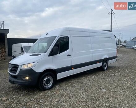 Белый Мерседес Sprinter, объемом двигателя 2.2 л и пробегом 165 тыс. км за 22880 $, фото 1 на Automoto.ua