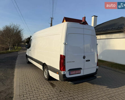 Білий Мерседес Sprinter, об'ємом двигуна 0 л та пробігом 295 тис. км за 22300 $, фото 4 на Automoto.ua