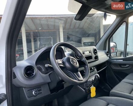 Білий Мерседес Sprinter, об'ємом двигуна 2.2 л та пробігом 156 тис. км за 23550 $, фото 40 на Automoto.ua