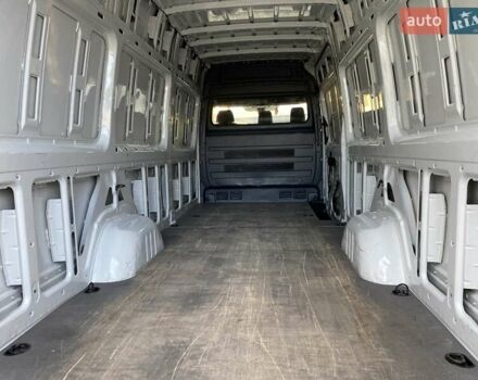Белый Мерседес Sprinter, объемом двигателя 2.2 л и пробегом 165 тыс. км за 23350 $, фото 28 на Automoto.ua