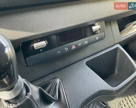 Белый Мерседес Sprinter, объемом двигателя 2.2 л и пробегом 169 тыс. км за 21499 $, фото 25 на Automoto.ua