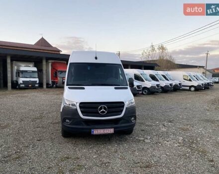 Белый Мерседес Sprinter, объемом двигателя 2.2 л и пробегом 156 тыс. км за 23550 $, фото 23 на Automoto.ua