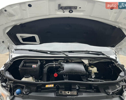 Белый Мерседес Sprinter, объемом двигателя 2.14 л и пробегом 295 тыс. км за 26900 $, фото 28 на Automoto.ua