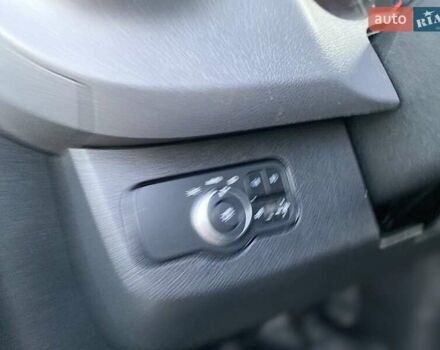 Белый Мерседес Sprinter, объемом двигателя 2.2 л и пробегом 156 тыс. км за 23550 $, фото 46 на Automoto.ua