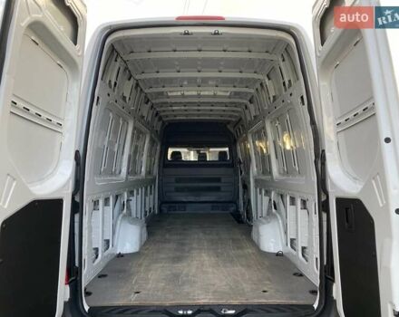 Белый Мерседес Sprinter, объемом двигателя 2.2 л и пробегом 165 тыс. км за 23350 $, фото 25 на Automoto.ua