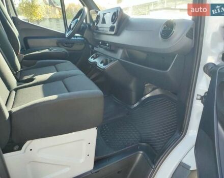Белый Мерседес Sprinter, объемом двигателя 2.2 л и пробегом 273 тыс. км за 27800 $, фото 19 на Automoto.ua