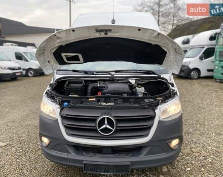 Белый Мерседес Sprinter, объемом двигателя 2.2 л и пробегом 165 тыс. км за 22880 $, фото 39 на Automoto.ua