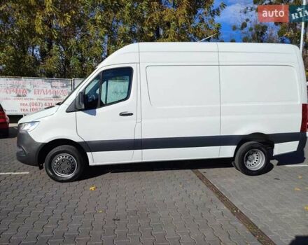 Белый Мерседес Sprinter, объемом двигателя 2.2 л и пробегом 273 тыс. км за 27800 $, фото 1 на Automoto.ua
