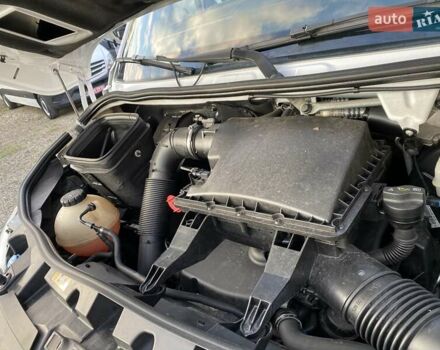 Белый Мерседес Sprinter, объемом двигателя 2.2 л и пробегом 165 тыс. км за 23350 $, фото 56 на Automoto.ua