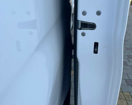 Білий Мерседес Sprinter, об'ємом двигуна 2.14 л та пробігом 300 тис. км за 22900 $, фото 24 на Automoto.ua