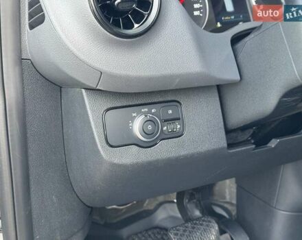 Белый Мерседес Sprinter, объемом двигателя 2.2 л и пробегом 364 тыс. км за 26500 $, фото 15 на Automoto.ua