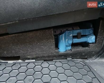 Белый Мерседес Sprinter, объемом двигателя 2.14 л и пробегом 386 тыс. км за 23600 $, фото 26 на Automoto.ua