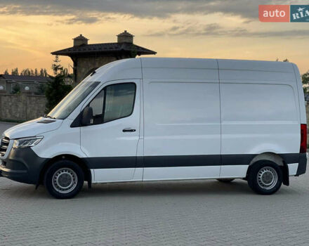 Белый Мерседес Sprinter, объемом двигателя 2.2 л и пробегом 46 тыс. км за 27600 $, фото 11 на Automoto.ua