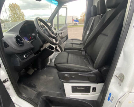Белый Мерседес Sprinter, объемом двигателя 0 л и пробегом 240 тыс. км за 24000 $, фото 12 на Automoto.ua