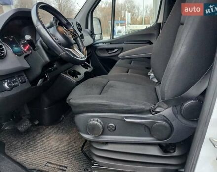 Білий Мерседес Sprinter, об'ємом двигуна 2.2 л та пробігом 296 тис. км за 23999 $, фото 14 на Automoto.ua