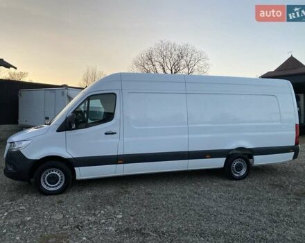 Белый Мерседес Sprinter, объемом двигателя 2.2 л и пробегом 156 тыс. км за 23550 $, фото 7 на Automoto.ua