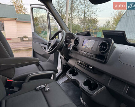 Мерседес Sprinter 2019 в Ровно на Automoto.ua Белый Мерседес Sprinter, объемом двигателя 2.2 л и пробегом 269 тыс. км за 34800 $, фото 44 на Automoto.ua