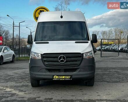 Белый Мерседес Sprinter, объемом двигателя 2.2 л и пробегом 224 тыс. км за 26000 $, фото 1 на Automoto.ua