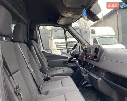 Белый Мерседес Sprinter, объемом двигателя 2.2 л и пробегом 165 тыс. км за 22880 $, фото 27 на Automoto.ua