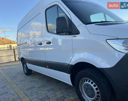 Білий Мерседес Sprinter, об'ємом двигуна 2.14 л та пробігом 300 тис. км за 22900 $, фото 4 на Automoto.ua