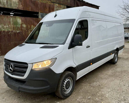 Белый Мерседес Sprinter, объемом двигателя 2.2 л и пробегом 301 тыс. км за 32900 $, фото 1 на Automoto.ua