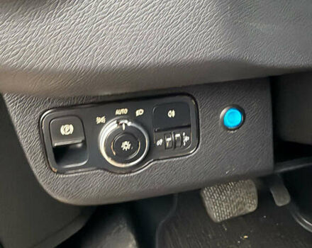 Белый Мерседес Sprinter, объемом двигателя 2.2 л и пробегом 301 тыс. км за 32900 $, фото 12 на Automoto.ua